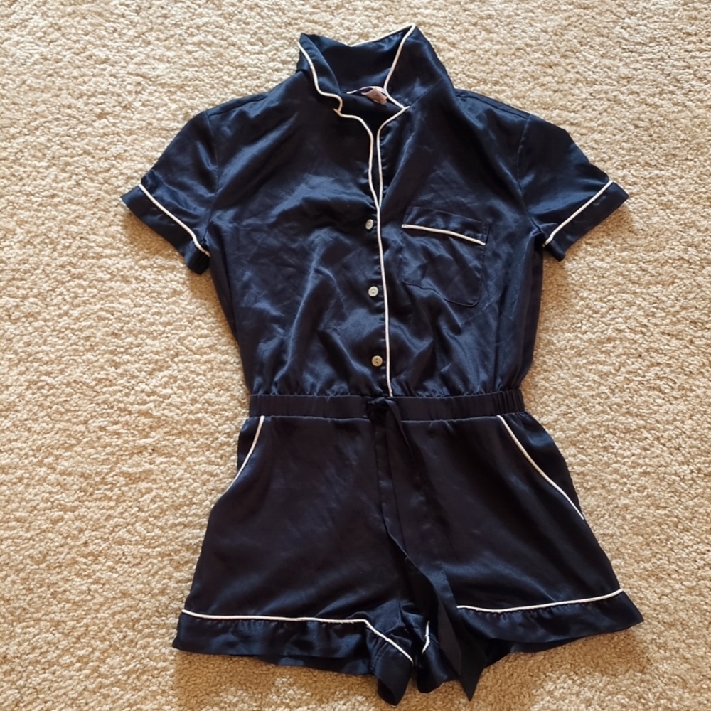 Victorias Secret Silky Pajamas